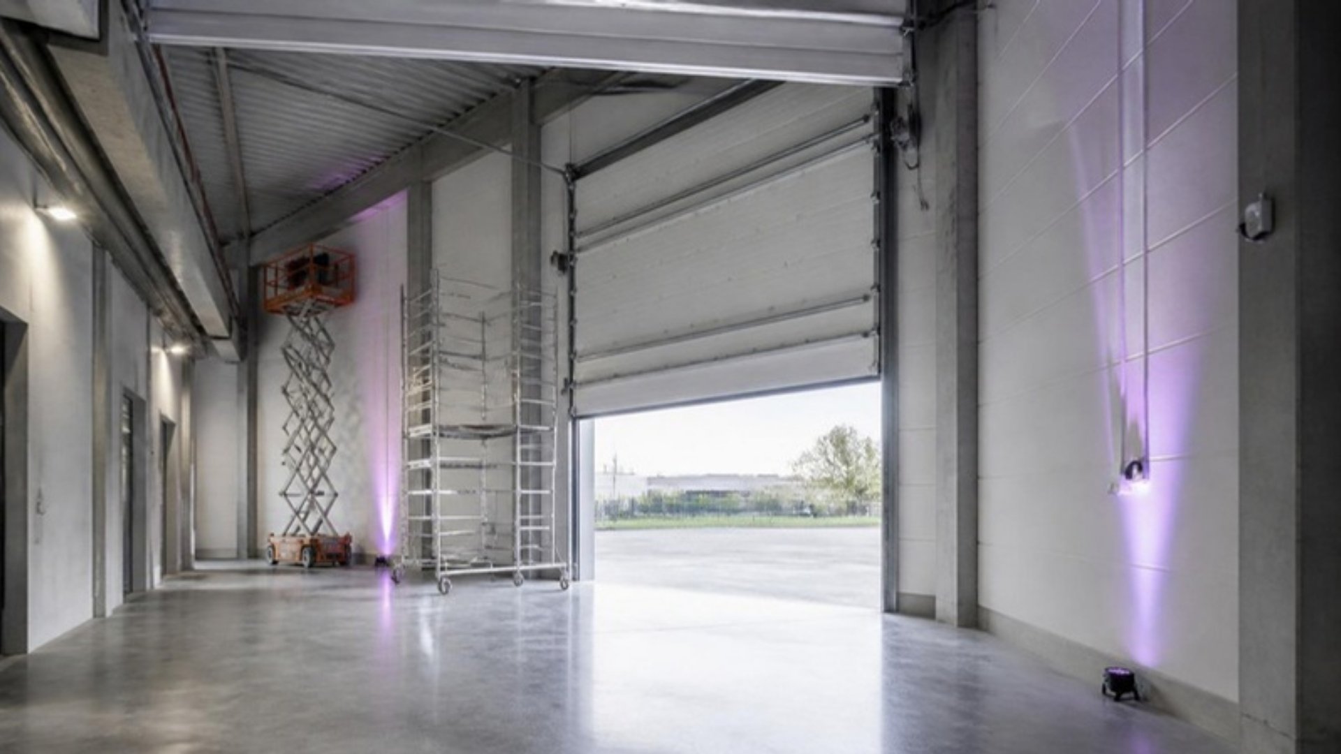 Gewerbehalle nach der Renovierung